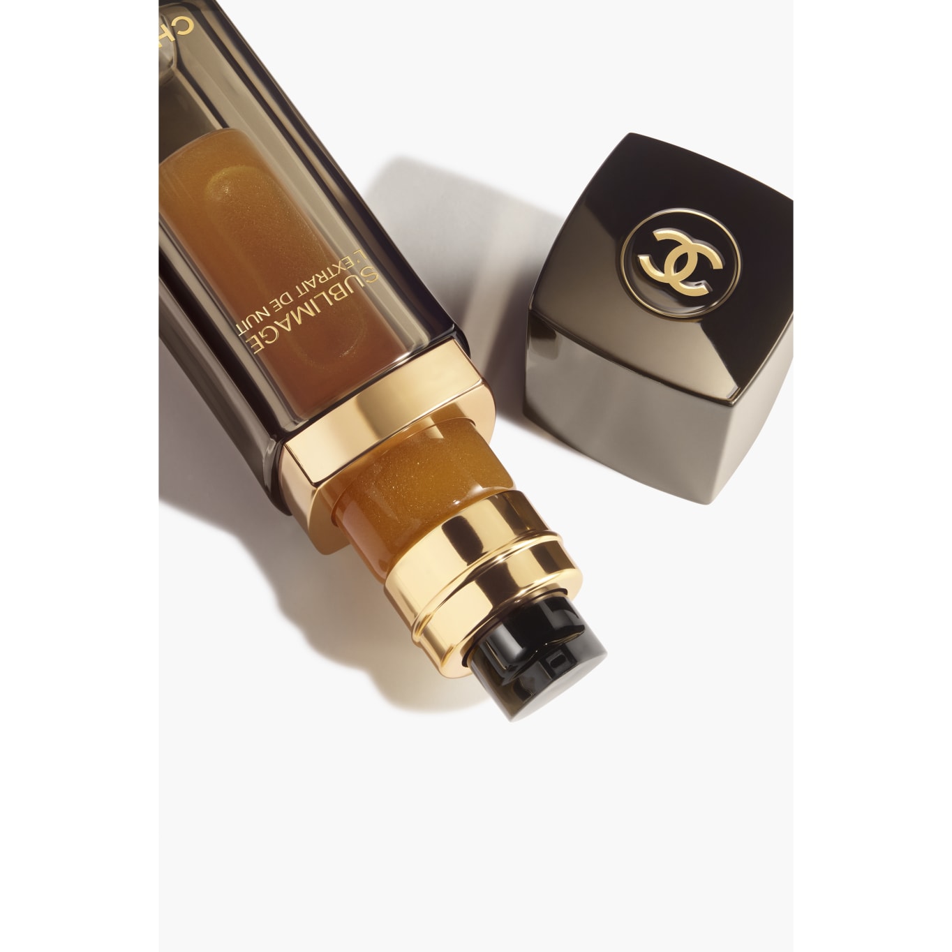 サブリマージュ レクストレ ドゥ ニュイ コンサントレ 美容液 | CHANEL