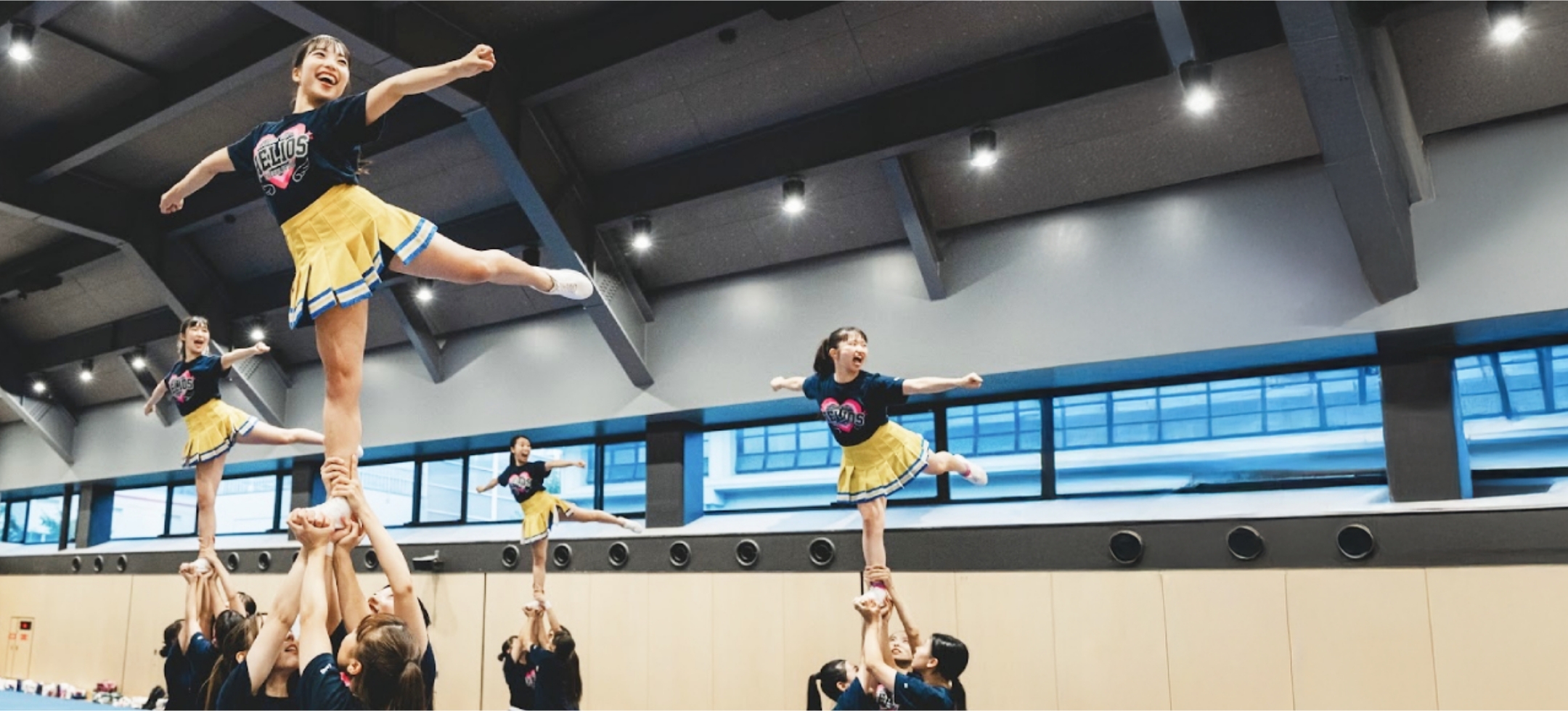 エイティズチア | チア衣装・チアユニフォームのオーダー専門店