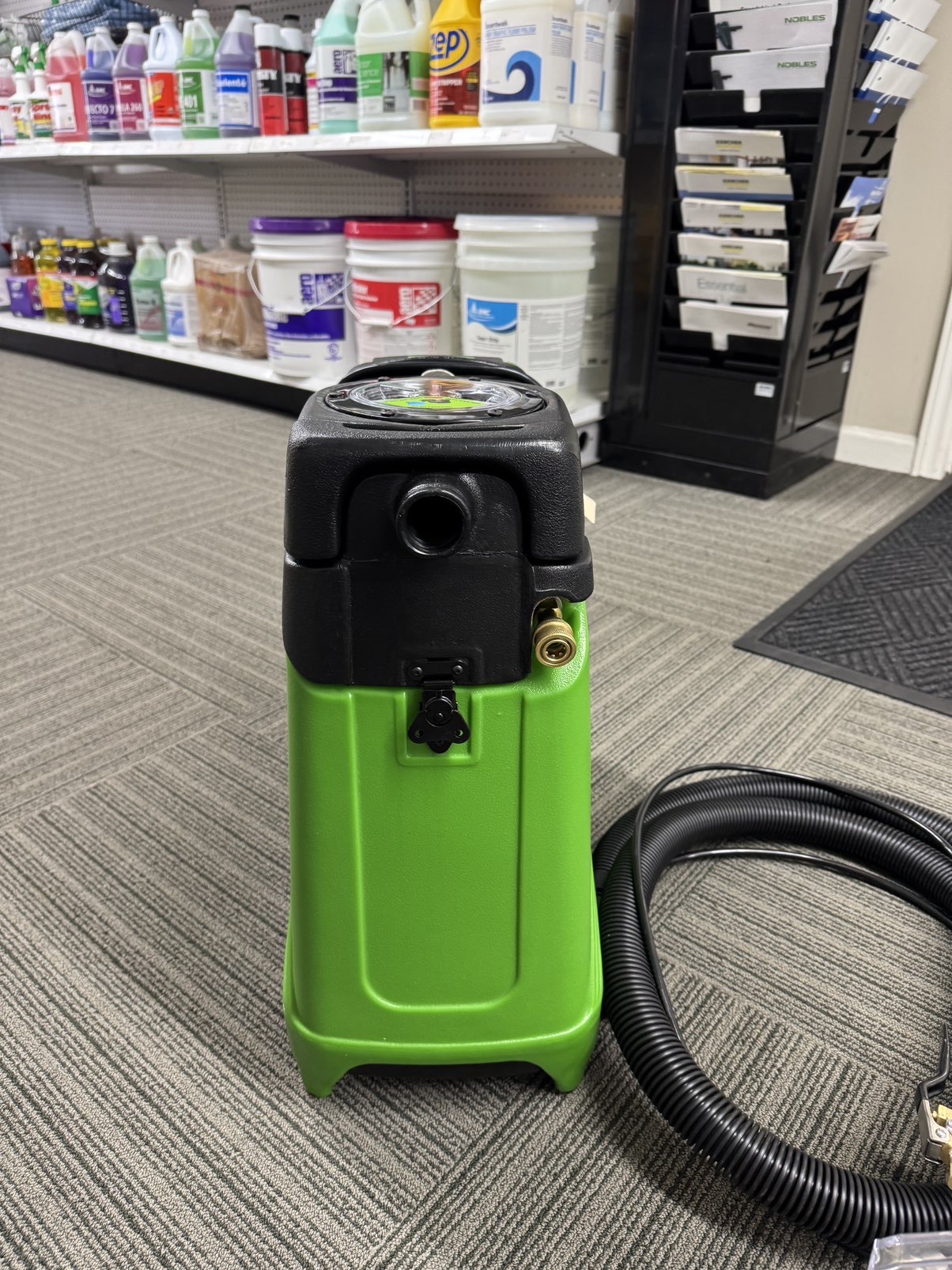 Mosquito 55psi Heated Carpet Spotter NEW -