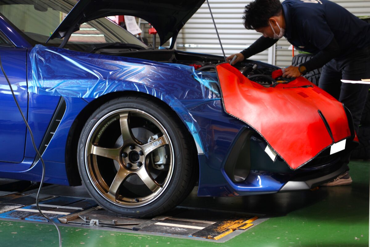 ZD8 BRZをフルカスタム！アドバン TC-4・テイン フレックスZ・HKS