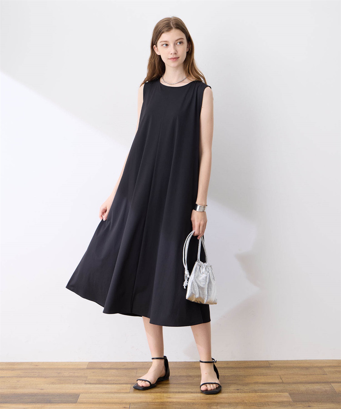 接触冷感】超冷感ノースリーブワンピース LE SOUK HOLIDAY｜クロス