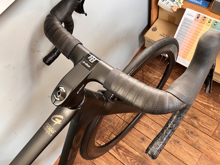 GUSTO（グスト）ロードバイク【 COBRA EVO DB ELITE ULTRA