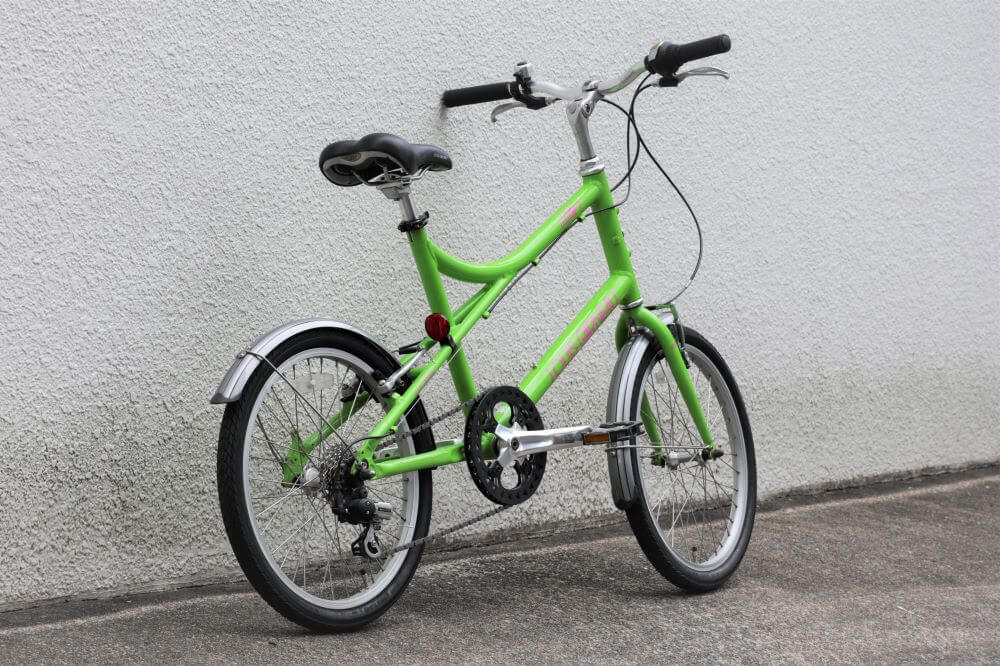 中古ミニベロ】緊張感なく乗れて安定感のあるオシャレなデザインが特徴