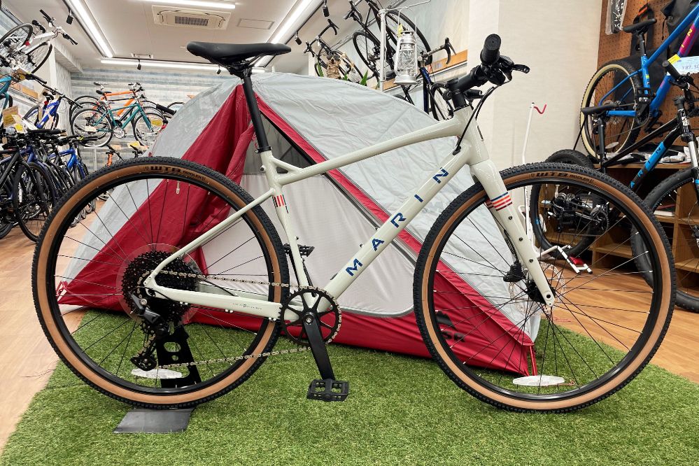 MTBとクロスバイクを融合したフラットバーグラベル MARIN DSX1（マリン