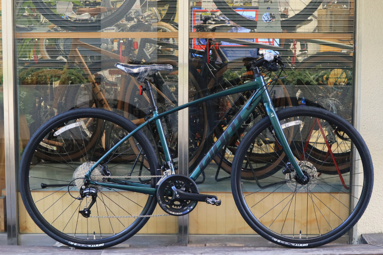 型落ちセール】在庫限り！ GIANT油圧ディスククロスバイクが20％OFFで