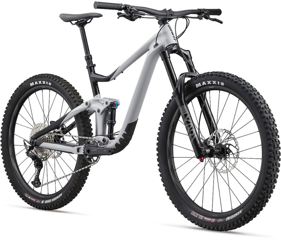 GIANT 2022年モデル：27.5インチホイールのフルサストレイルバイク