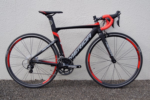 メリダのリアクト400（黒・オレンジ）｜サイパラ買取情報