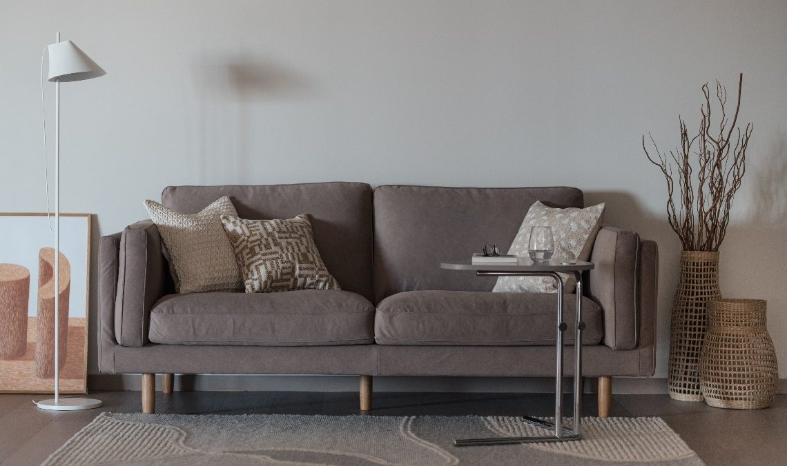 ネコやイヌと、 快適にくつろげるソファが誕生「KENT」生地