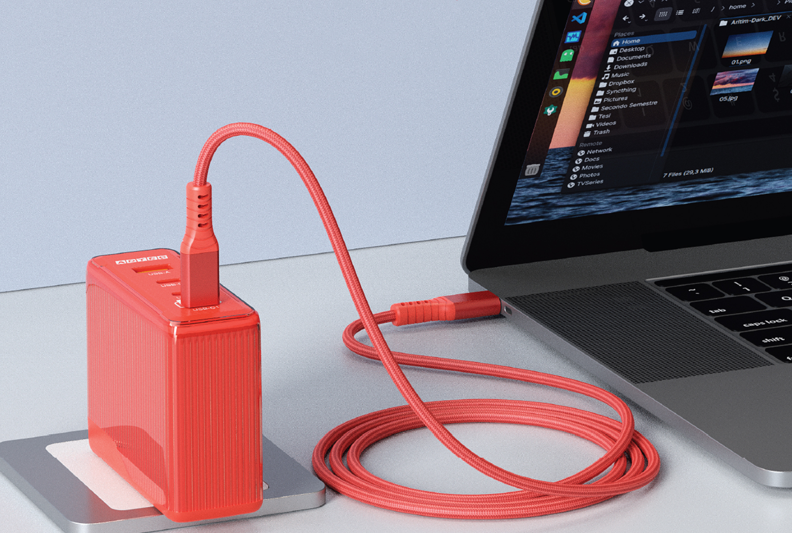 MacBook Pro シルバー 充電器・赤色ケース付き Amazon.co.jp: MacBook