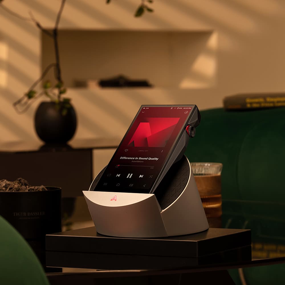 Astell&Kern AK CRADLE XLR/USB-C搭載ドッキング型クレードル [IRV-AK