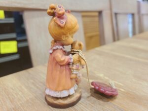 ANRI木彫り人形4000体限定 キス アンリ フィギュア買取｜愛品館市原店