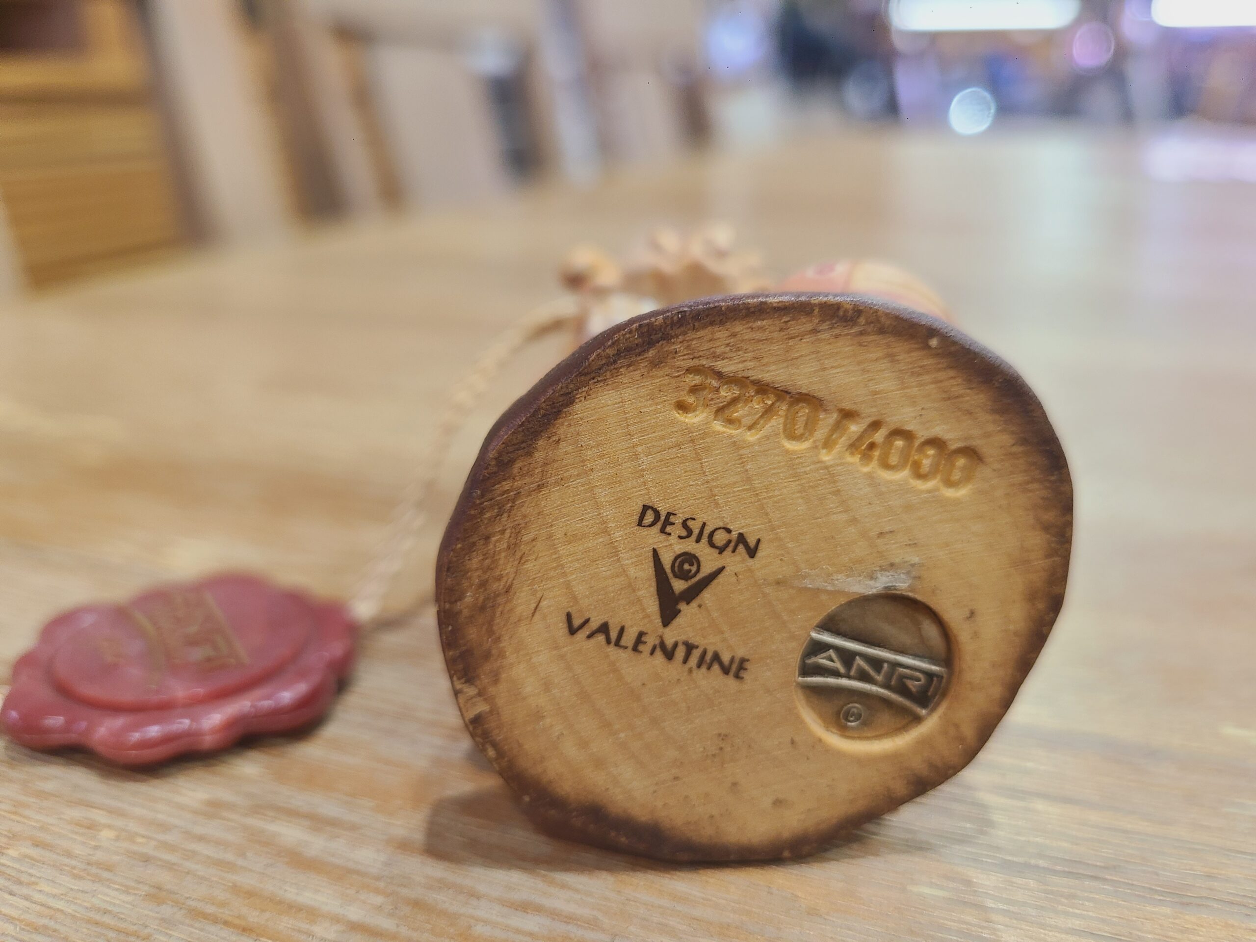 ANRI木彫り人形4000体限定 キス アンリ フィギュア買取｜愛品館市原店