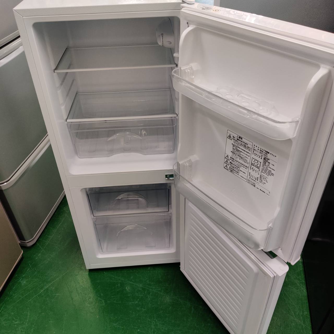 NITORI (ニトリ) 2019年製 106L 2ドア 冷凍冷蔵庫 NTR-106 販売中！ 愛