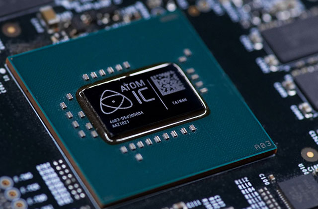 ATOMOS – アトモス