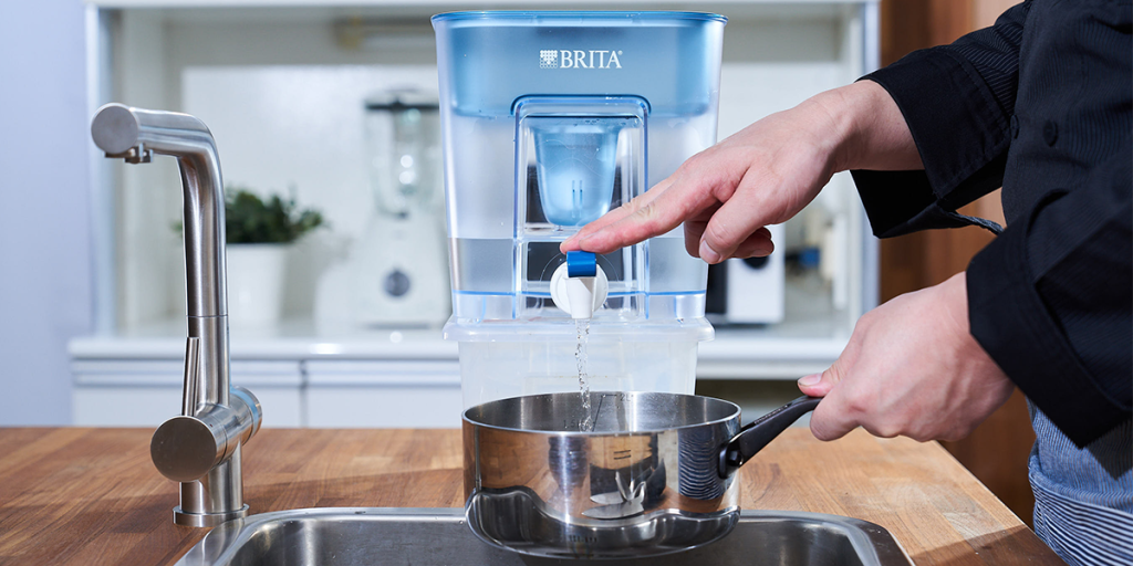 ブリタ タンク型浄水器 フロー | BRITA®