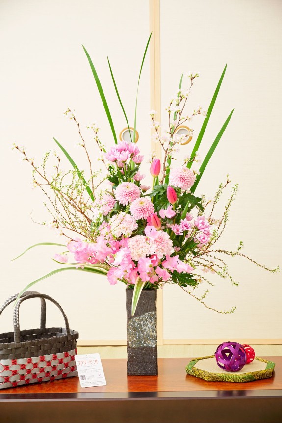 配送地域限定＞壺花 春セレクション「桜」和風 Mサイズ 2万円コース