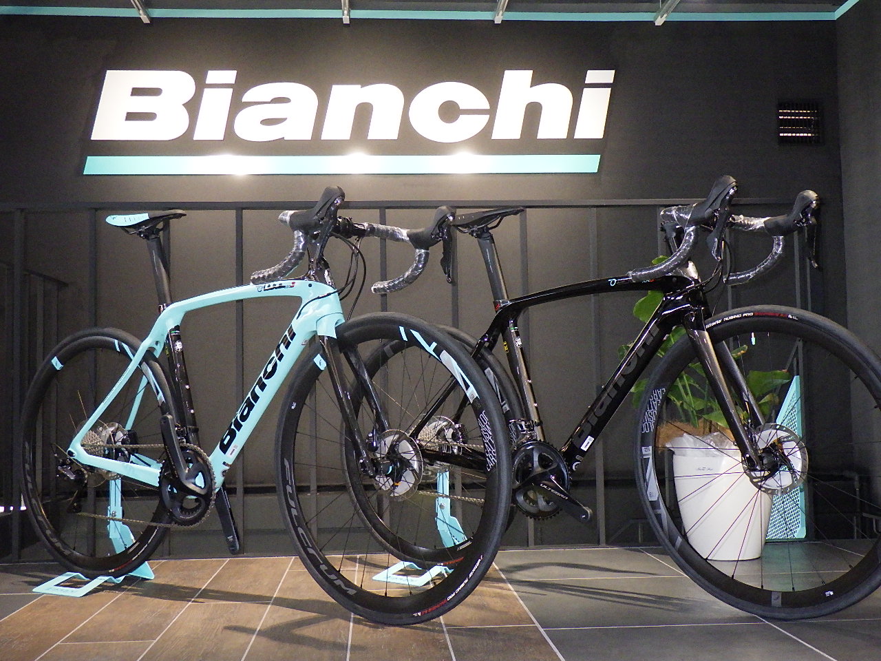 広島】OLTRE XR3 - BIANCHI-STORE
