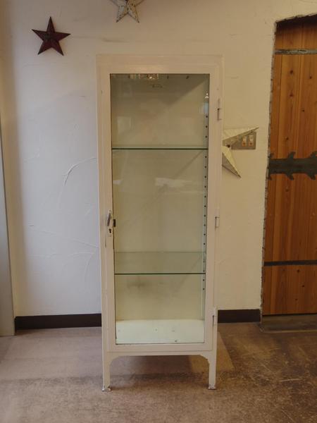 白ガラスキャビネット・飾り棚 - 英国アンティーク・家具・雑貨・骨董