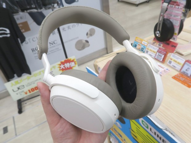 ゼンハイザーのワイヤレスヘッドホン最新作「MOMENTUM 4 Wireless」が