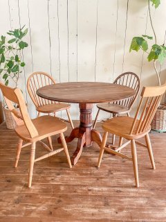 パイン材を使ったフランスアンティーク調ダイニングテーブル@大阪東京