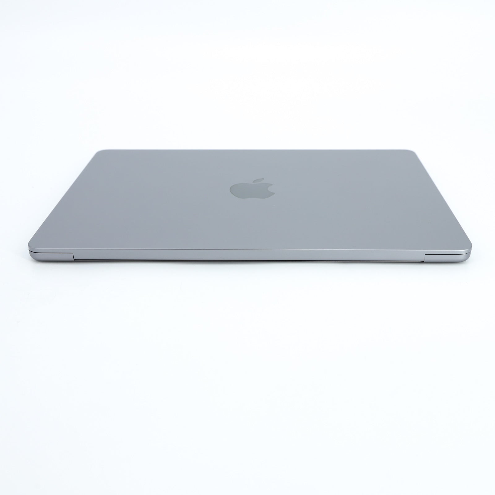 Apple MacBook Air M2 13.6