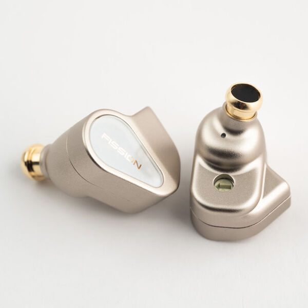 TANCHJIM FISSION – e☆イヤホン