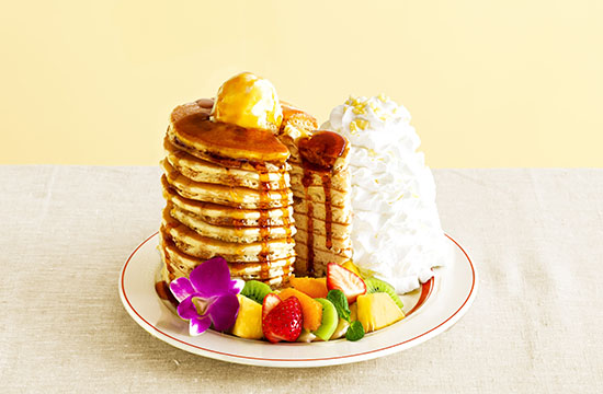 感謝の10枚重ねパンケーキが販売決定！「Anniversary Pancakes」3月10