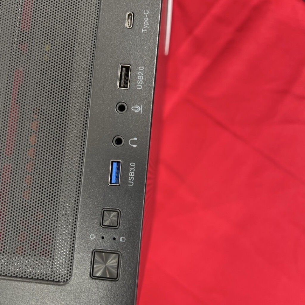 中古 自作PC(Ryzen 7 5700X/32GB/SSD512GB+HDD1TB/なし/RX7600 8GB/OS