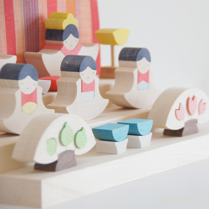 小黒三郎・ひな人形 KH410【銀杏円びな三段飾り（普通垂幕）】遊プラン