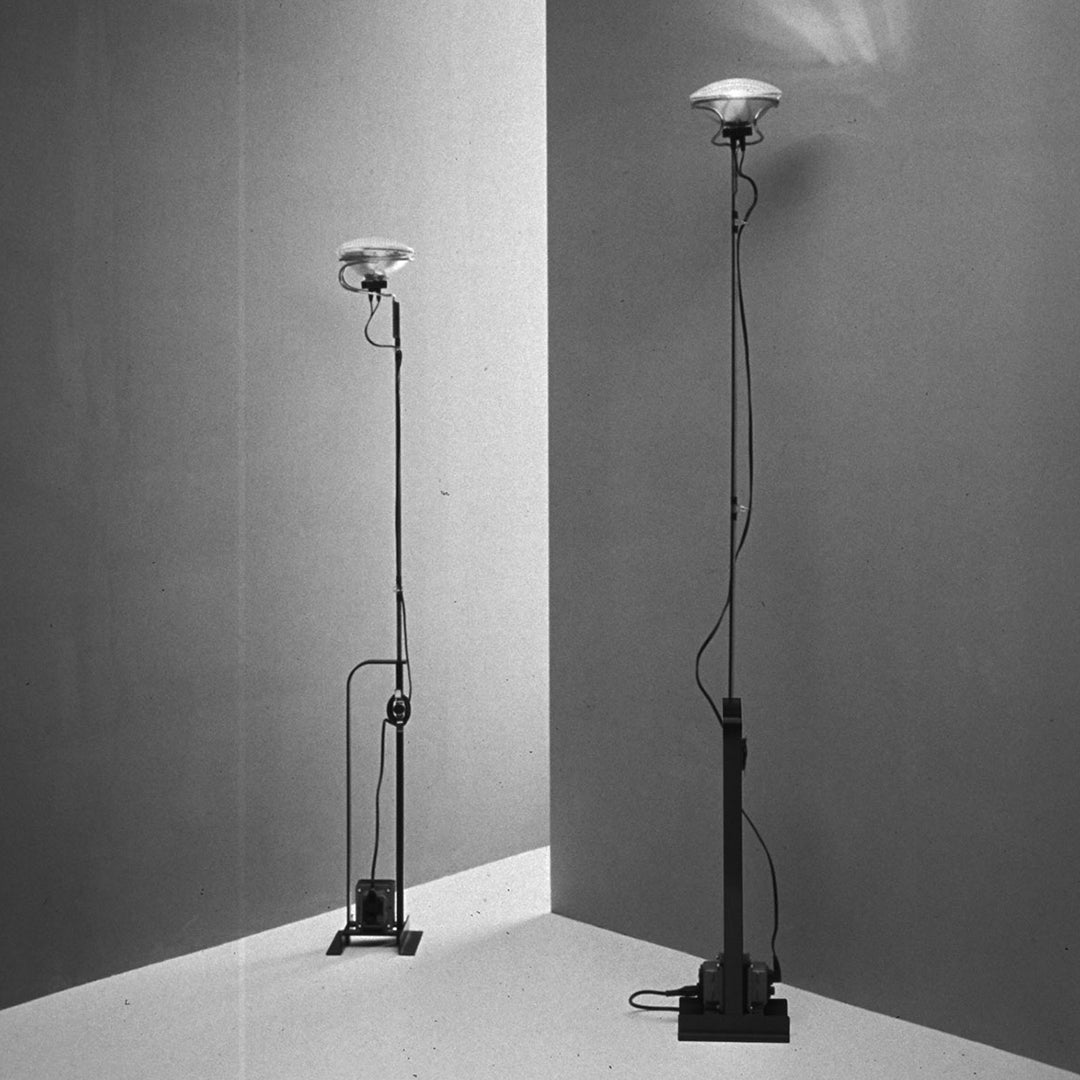 Toio Floor Lamp – Design Public
