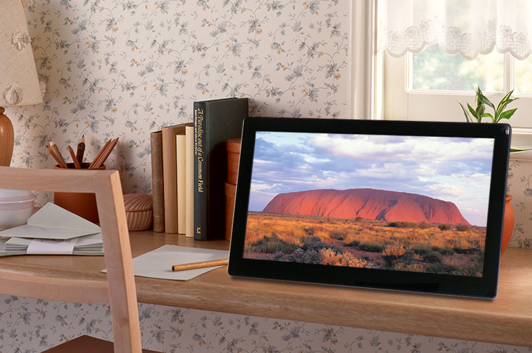 SP-156DM「15.6インチ液晶デジタルフォトフレーム」| DreamMaker