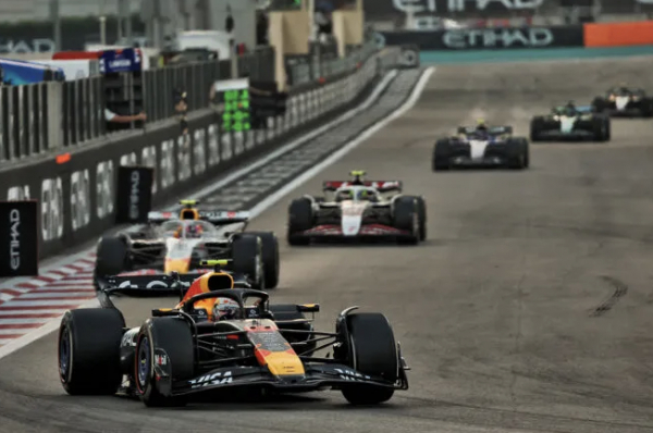 F1世界選手権】2025年シーズン最終戦アブダビGP開催 マックス