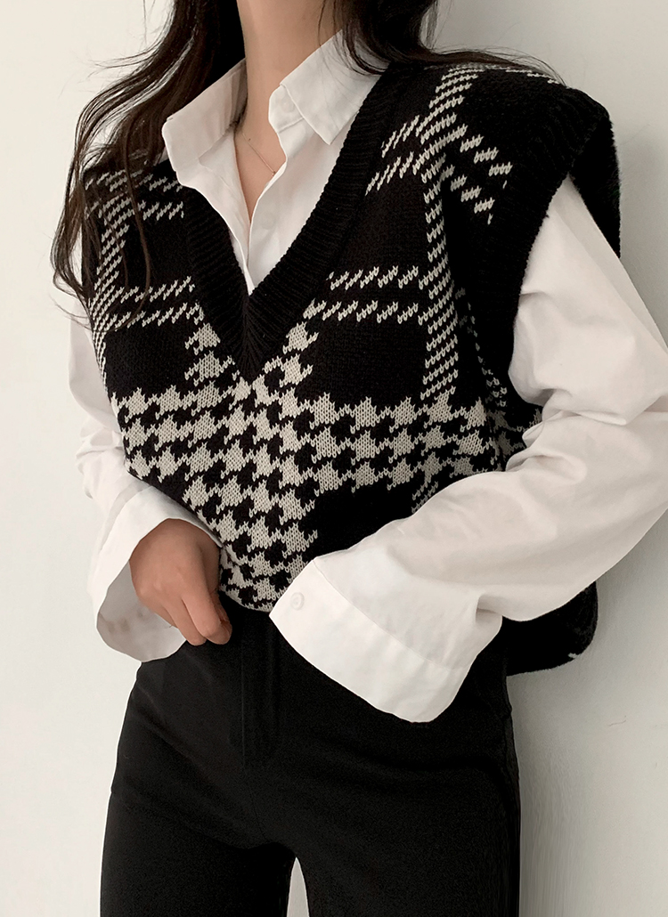Vネックチェック柄ニットベスト | レディースファッション通販 - DHOLIC