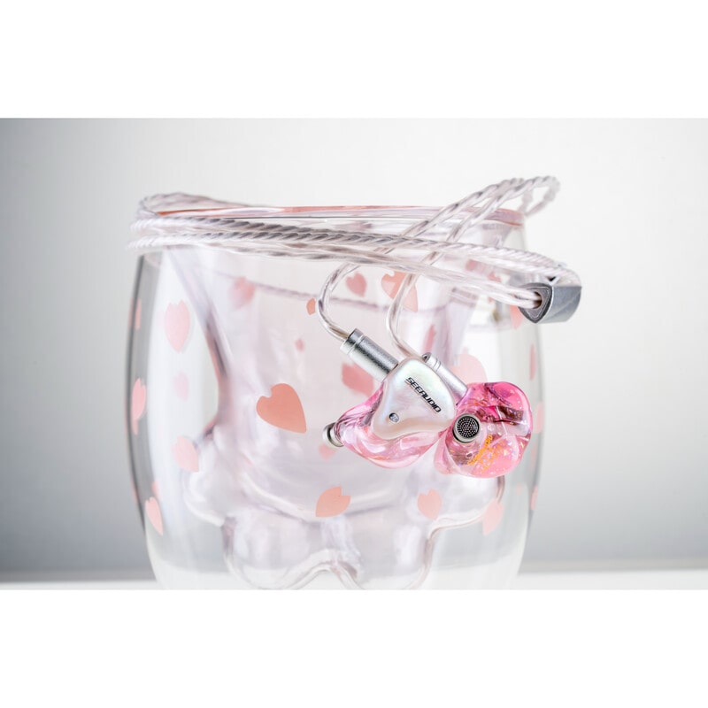 See Audio Strawberryπ 新品｜フジヤエービック