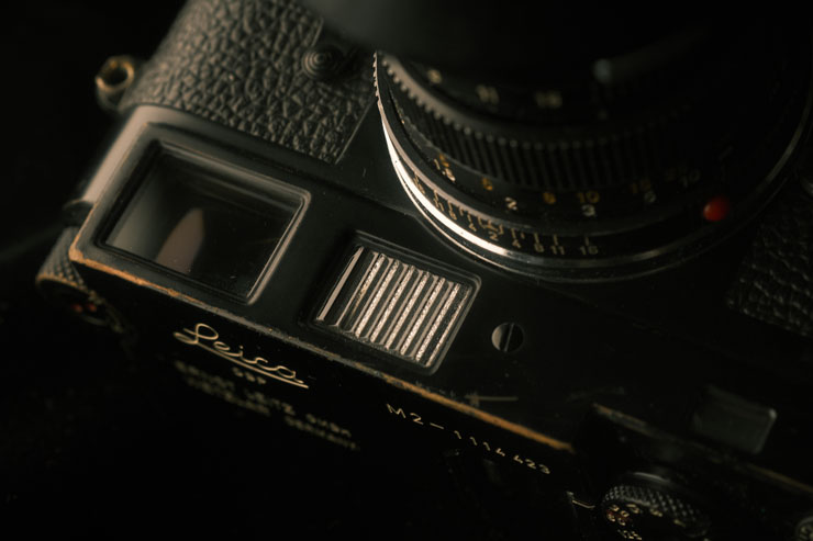 Leica M2 実写レビュー × 写真家 内田ユキオ｜気負わずスナップに徹せ