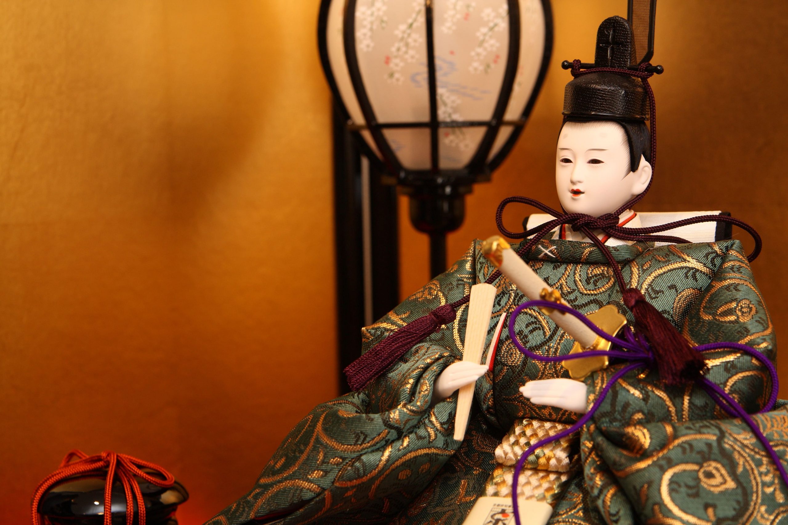 実は「お内裏様」はふたりいる！？本当の意味や特徴をご紹介 | 株式
