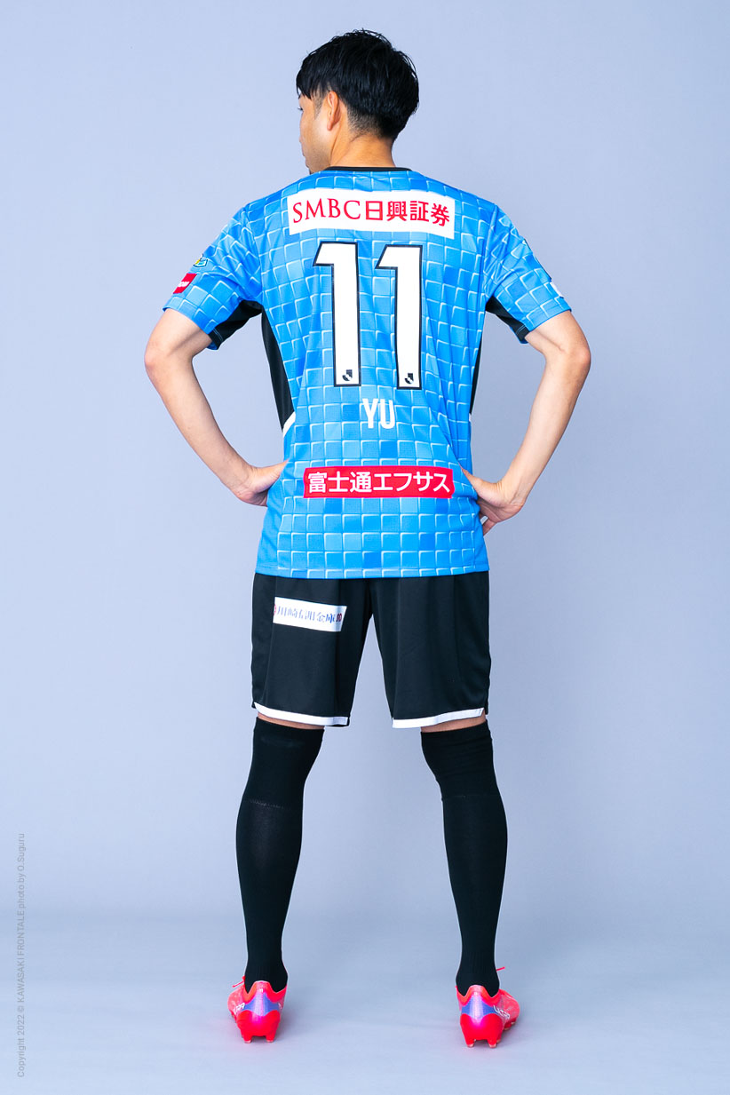FW11/小林 悠選手 | 選手・スタッフプロフィール2022 : KAWASAKI FRONTALE