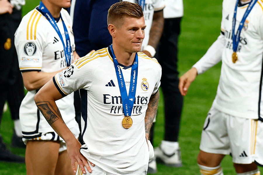 完璧なギフト」 現役引退クロース、ラスト試合