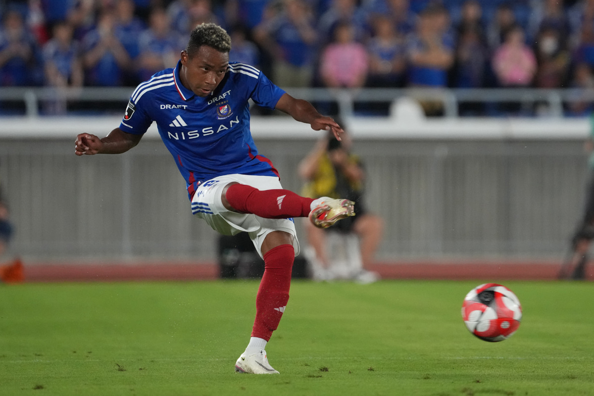 選択肢はいくつかあった」。横浜F・マリノスFWオナイウ情滋が下した