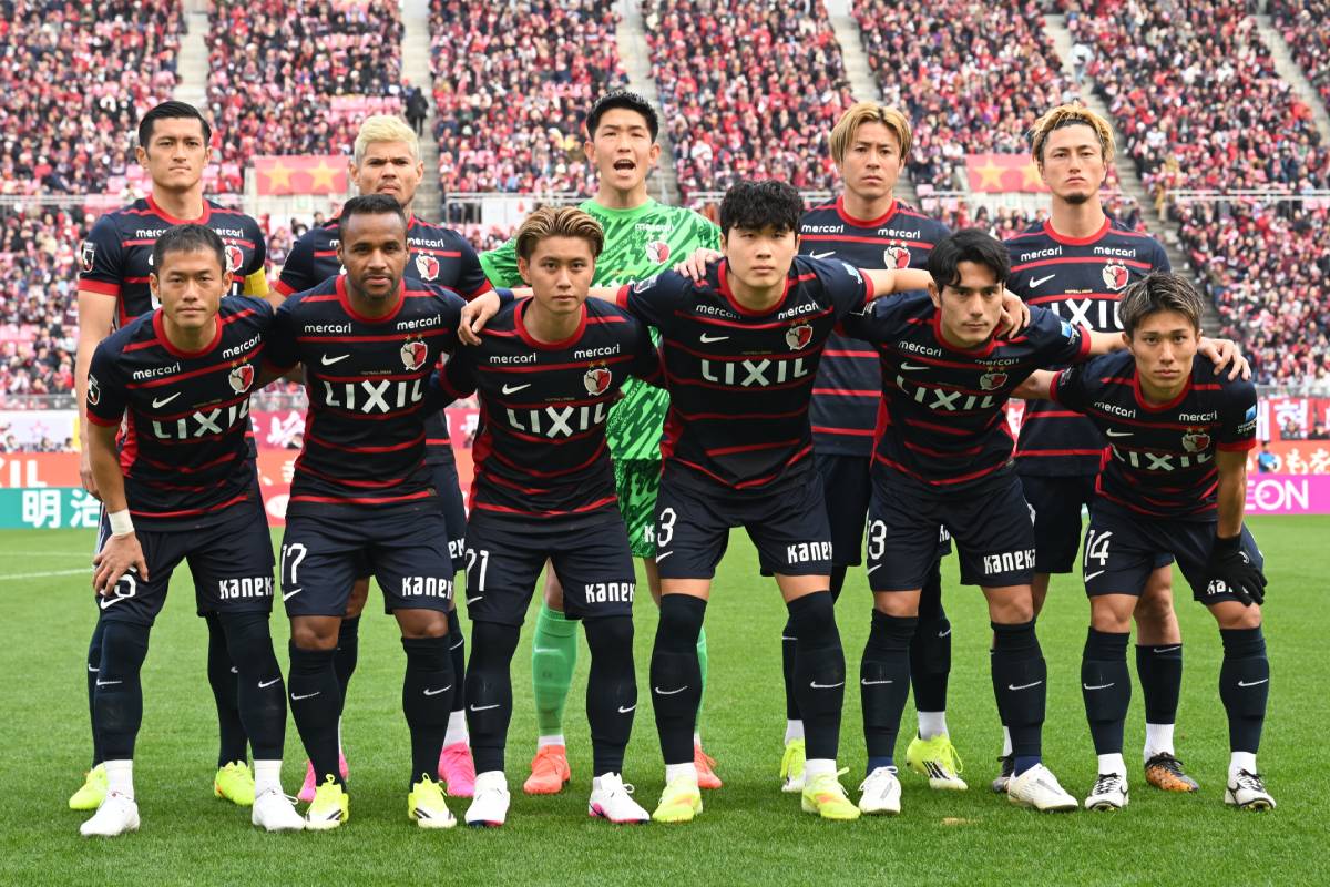 鹿島アントラーズが発表した“百年構想リーグ”用のユニフォーム、昨季