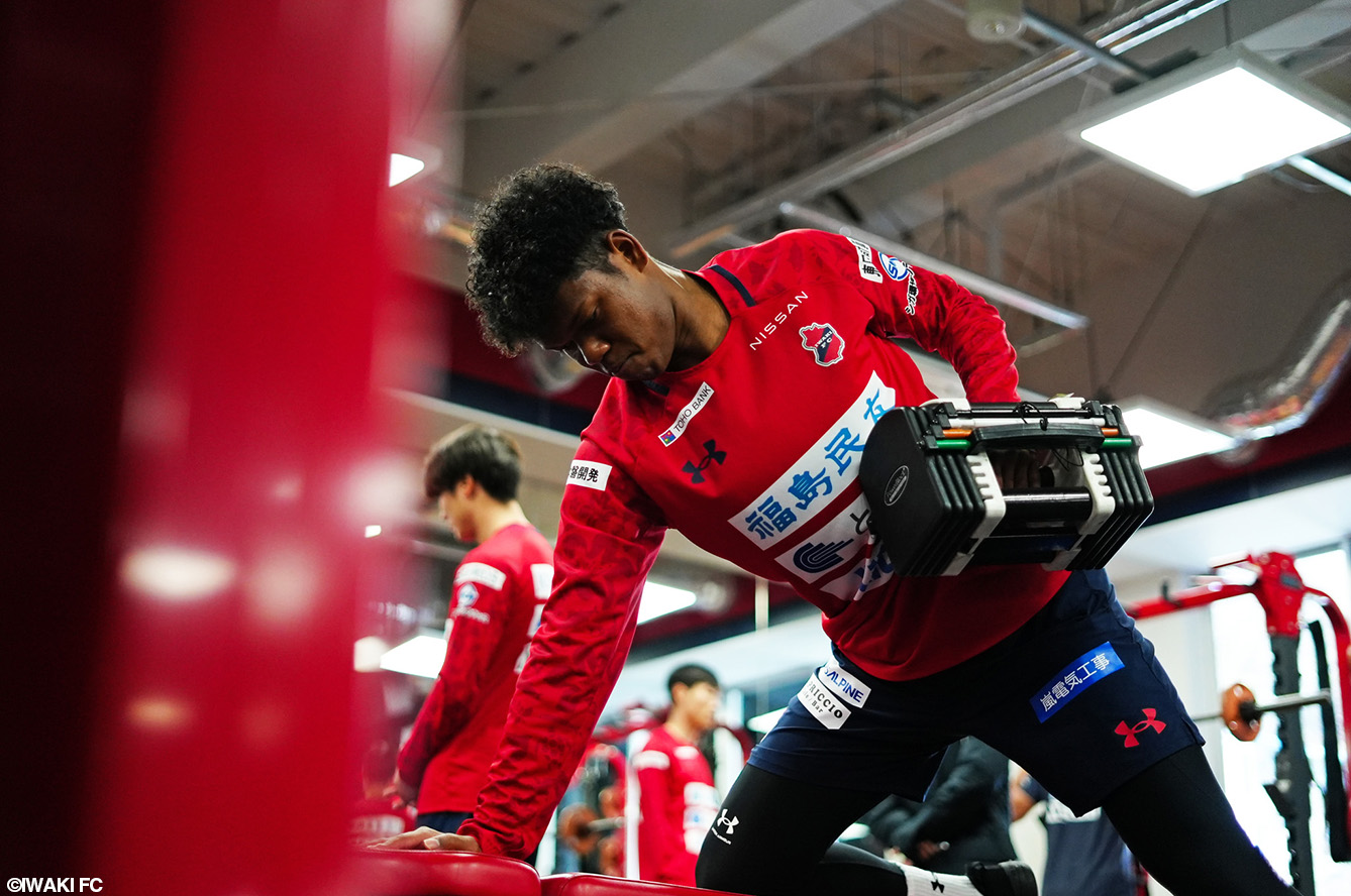 いわきFCの選手が「動ける」理由。フィジカル系コーチ陣が語る、2024年