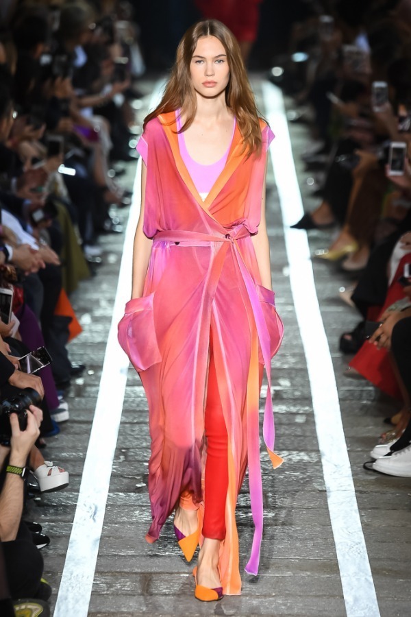 ブルマリン 2019年春夏コレクション - アンバランスな世界で見つけ出す