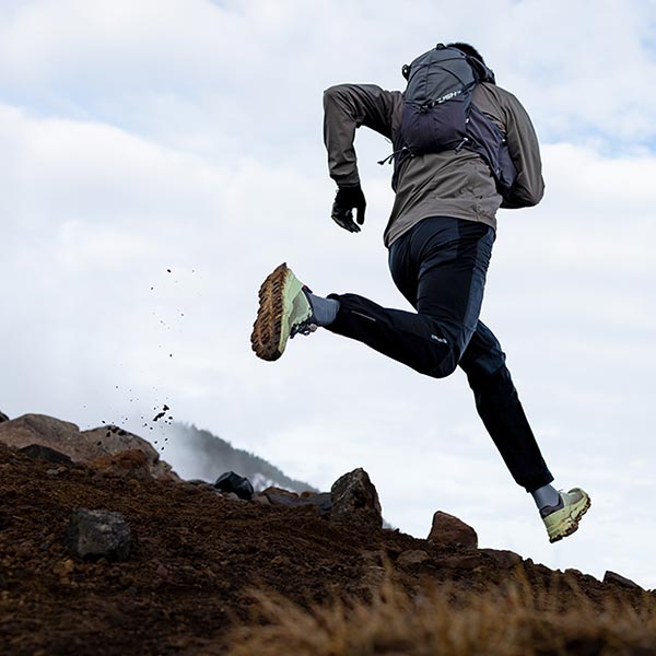 スカイトレイル | 国産アウトドアブランドのファイントラック