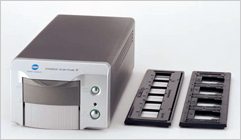 3200dpi、充実した画像補正機能のフィルムスキャナ「DiMAGE Scan Dual