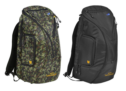 超望遠ズームレンズ付き一眼レフカメラを収納するためのリュック