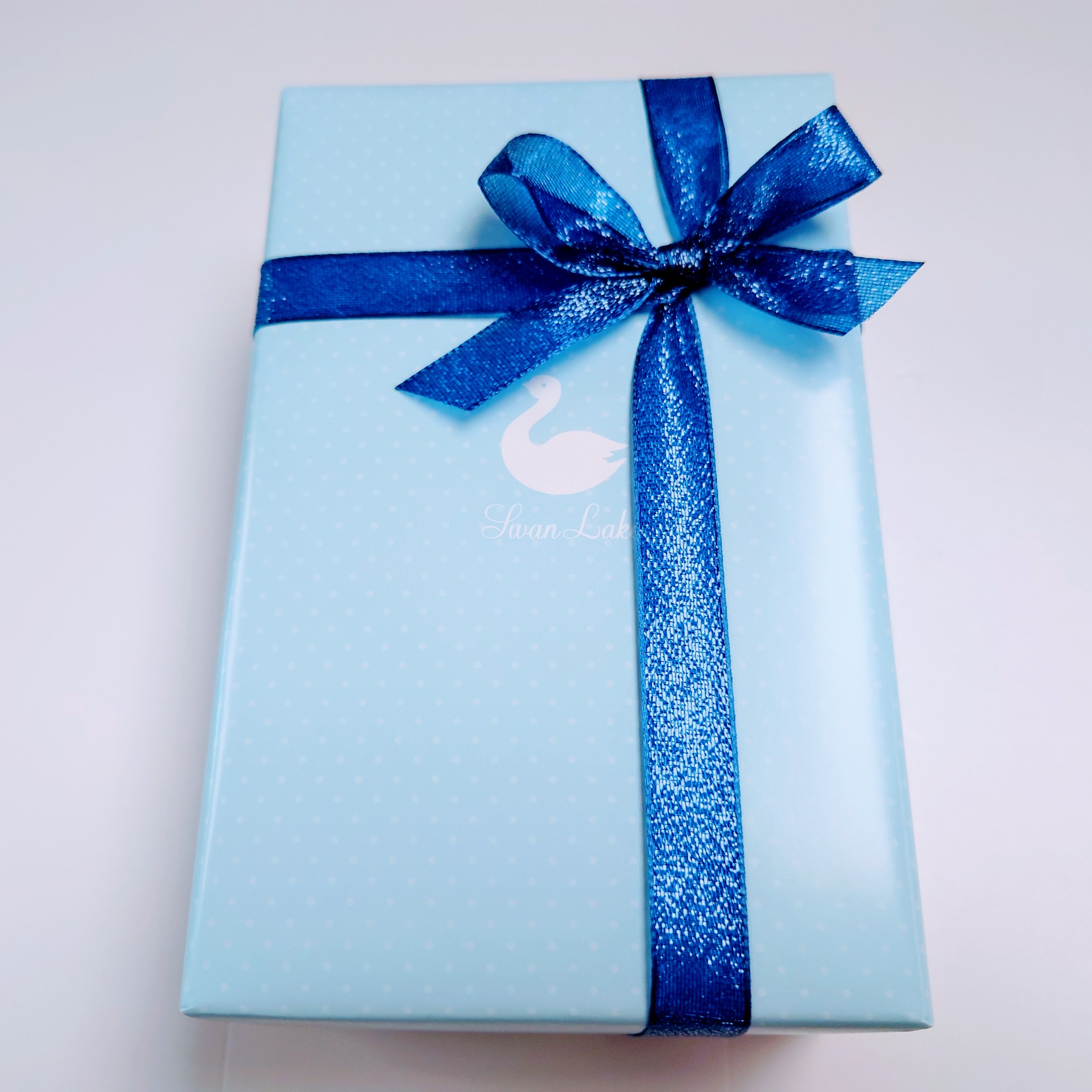 白鳥の湖（缶入） | 開運堂オンラインショップ