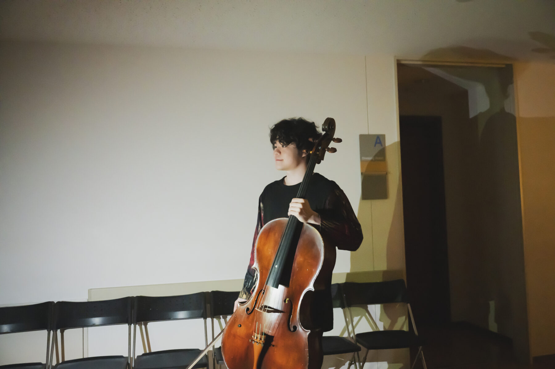 上野通明 ブリテン無伴奏チェロ組曲全曲演奏会 - KAJIMOTO