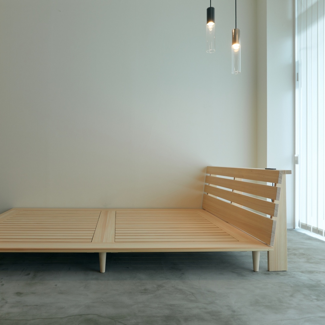 Yunagi Solid Hinoki Bed | ベッドフレーム | 京都亀岡・匠がいる寝暮