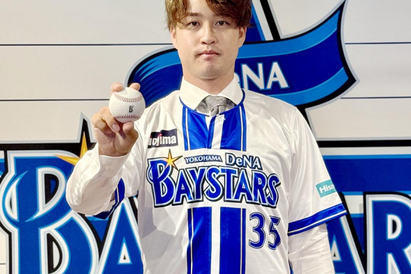 DeNA橋本達弥が支配下復帰会見 慶大卒の3年目右腕「優勝のピース
