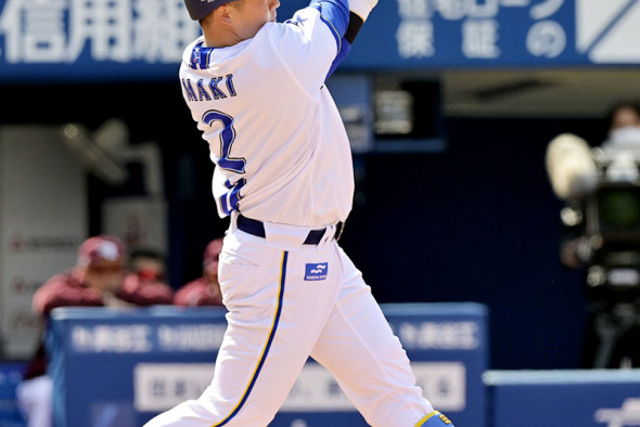 DeNA牧秀悟、待望のオープン戦1号 直球捉え「いい形で打てた